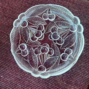 Glass dish with cherry pattern